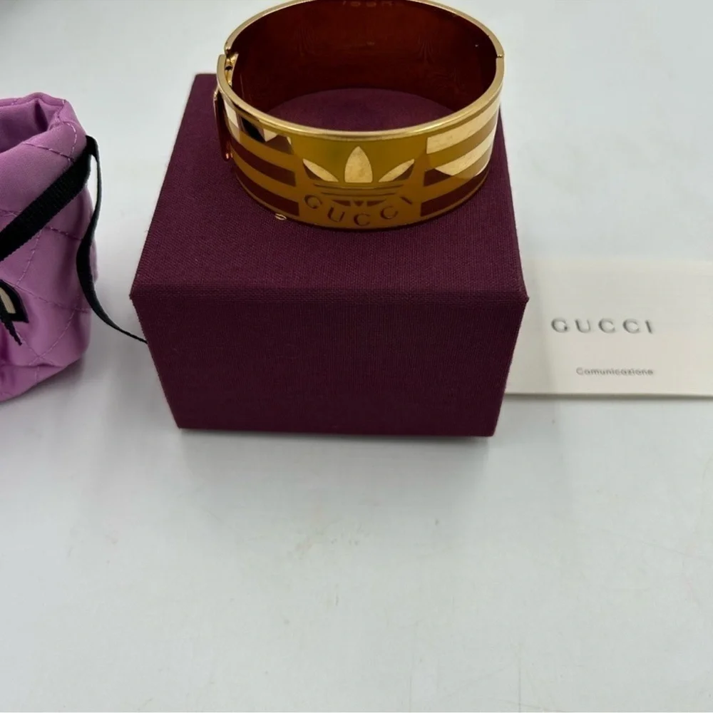 Women’s Gucci X Adidas gold cuff bracelet made in Italy - Picture 10 of 10